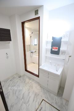 洗面設備　洗髪洗面化粧台