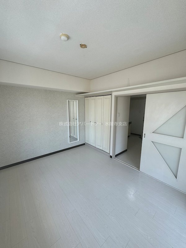 居室・リビング　シンプルなお部屋です！