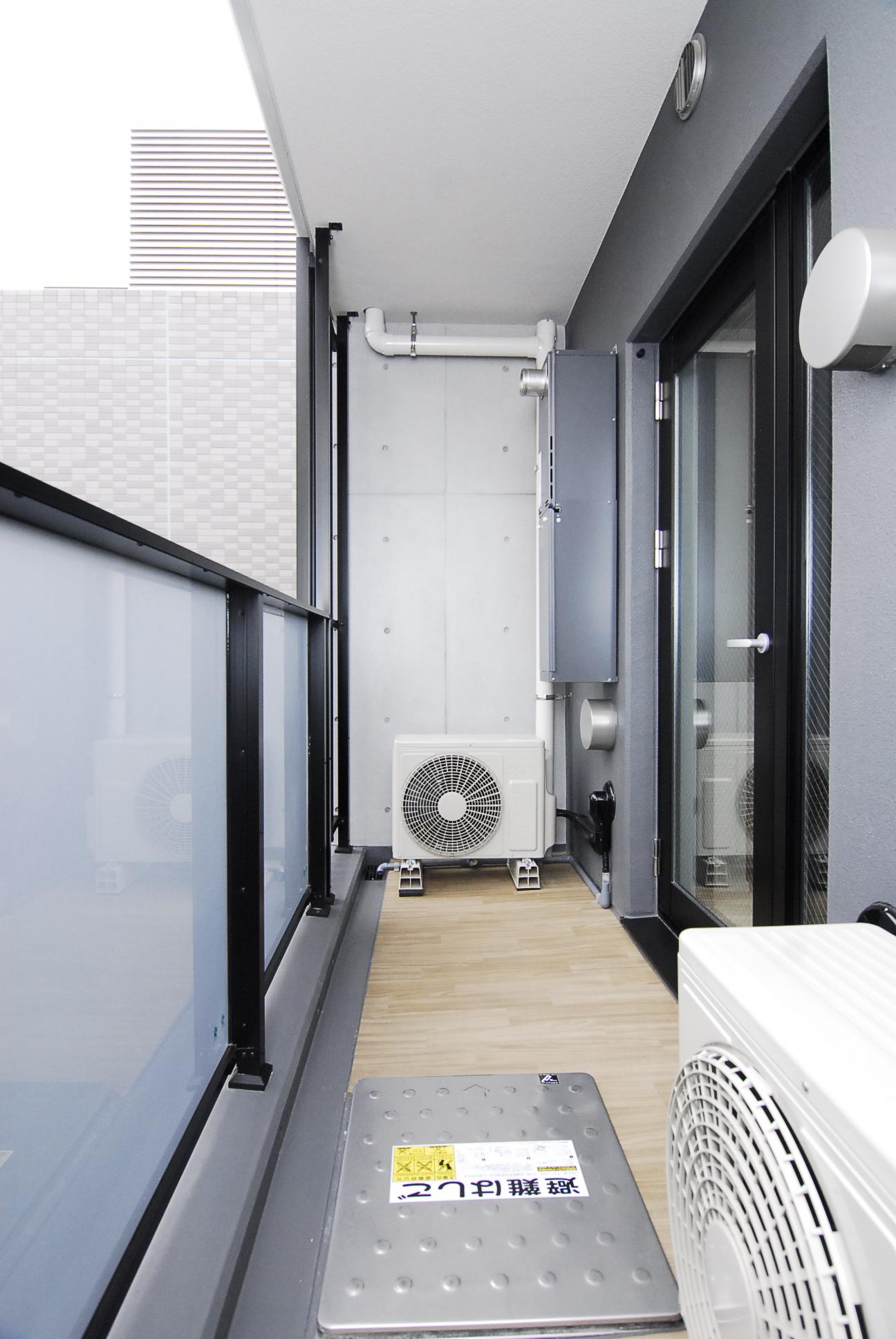 バルコニー　バルコニー