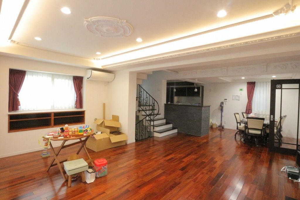 居室・リビング　リビング