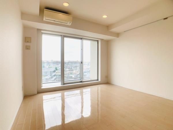 居室・リビング　別タイプ部屋　参考写真です