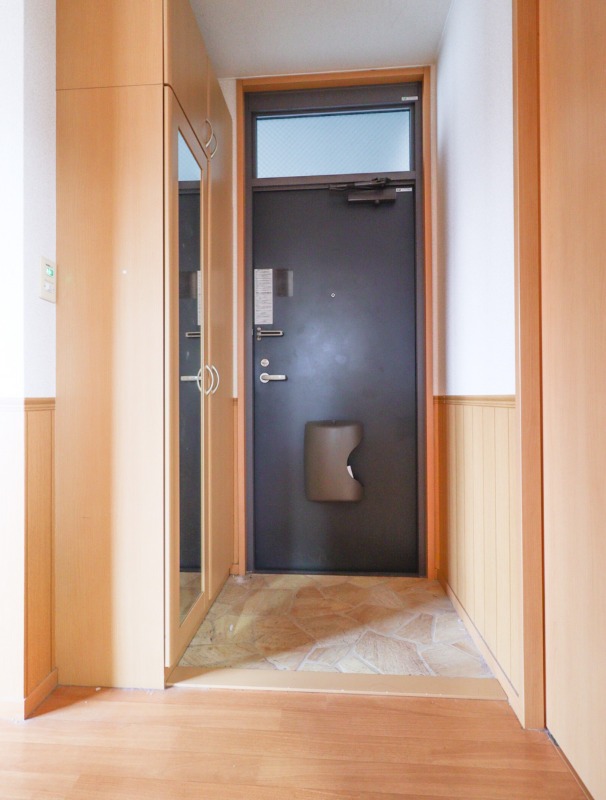 玄関　図面と現状に相違がある場合には現状を優先