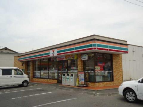 コンビニ　セブンイレブン倉敷連島中央1丁目店（コンビニ）まで206m