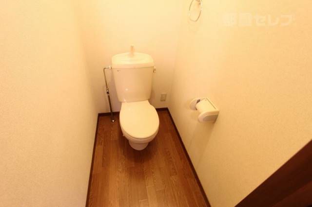 トイレ　※２０１号室の写真を参照しています