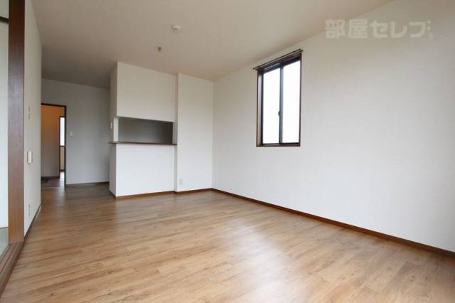 居室・リビング　※２０１号室の写真を参照しています