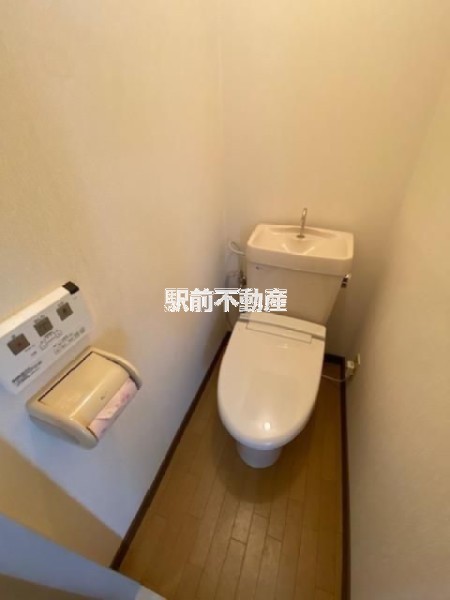 トイレ　写真は別部屋