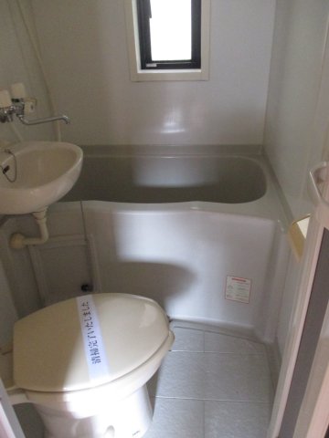 バス・シャワールーム　ファミリーマート鵠沼海岸店