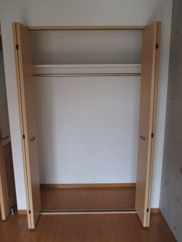 収納　横浜銀行鵠沼支店