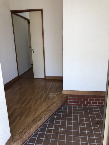 戸建 中神谷字宿畑16の玄関写真