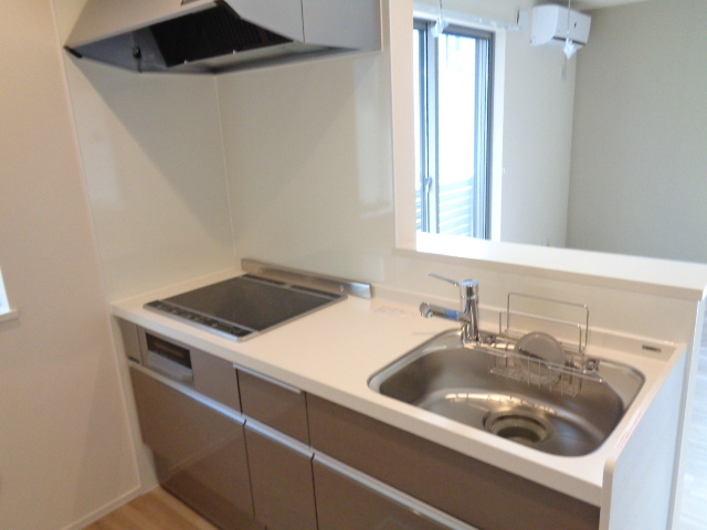 キッチン　IHコンロ3口