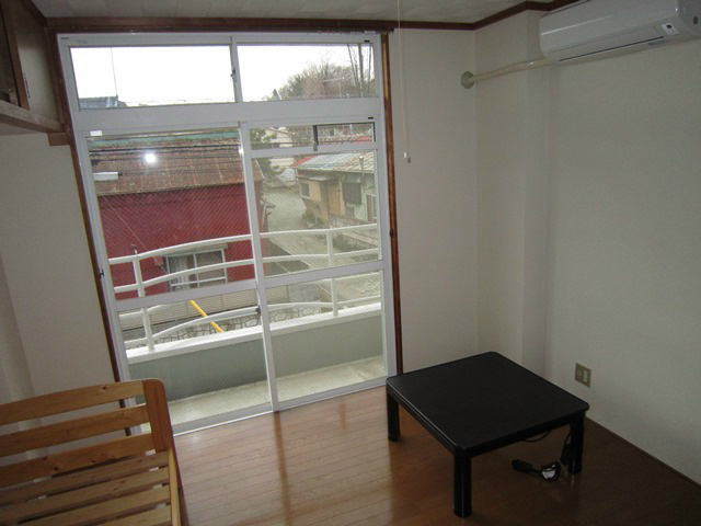 居室・リビング　インターネット料金は家賃込み