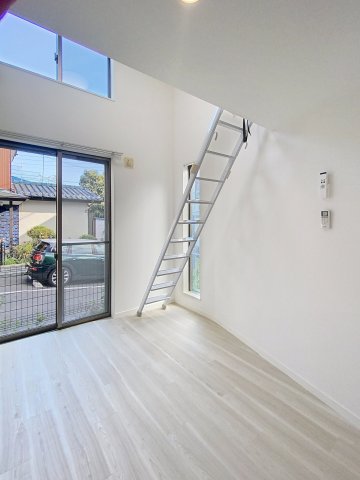 居室・リビング　ゆったりとしたリビングです