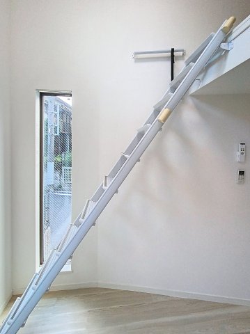 その他部屋・スペース　ロフトに上がる階段
