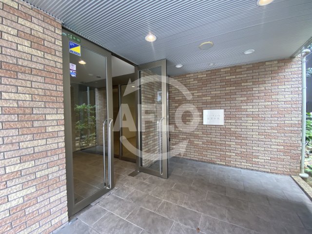 エントランス　エス・キュート城東中央　エントランス