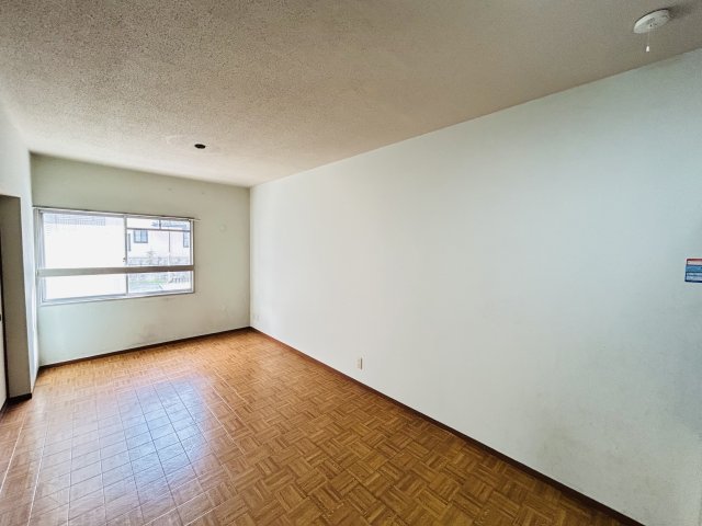 居室・リビング　※別号室写真です。