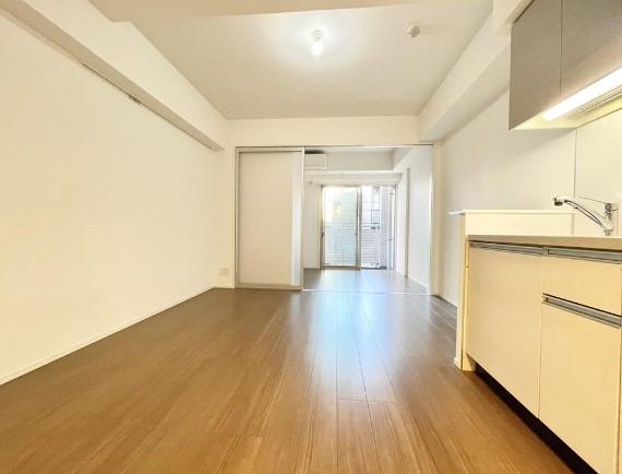 居室・リビング　内観