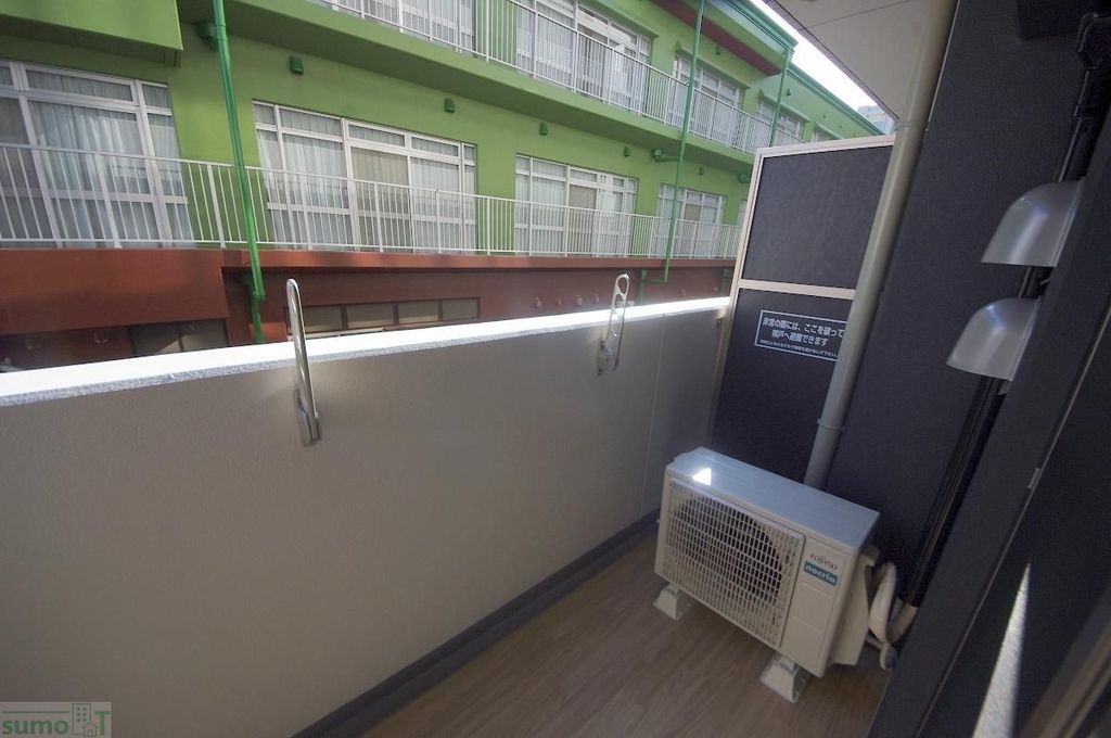 バルコニー　バルコニー