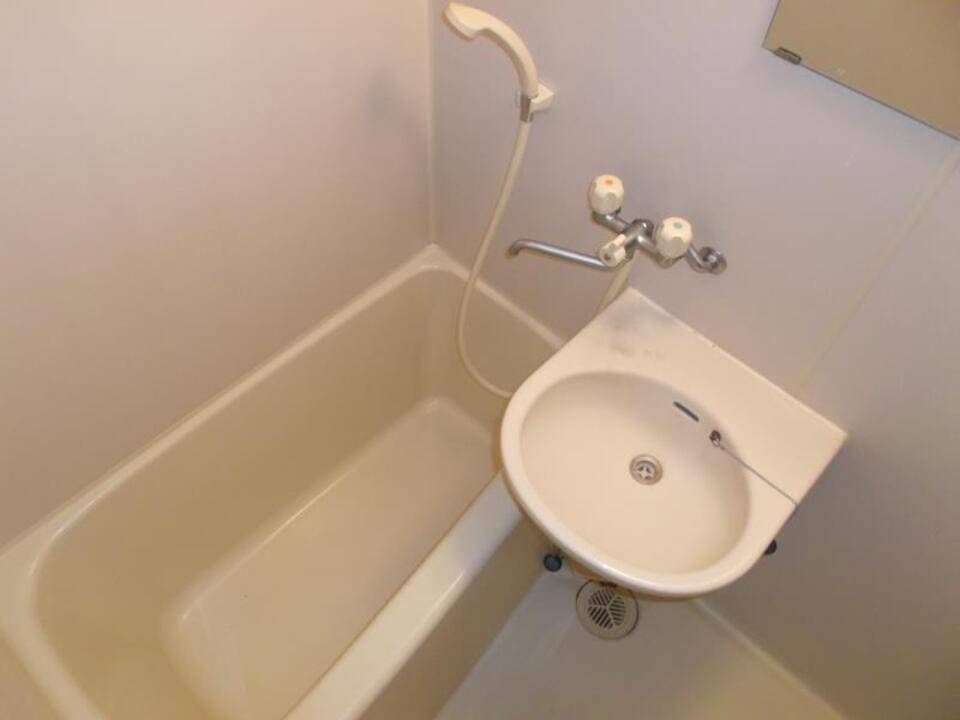 バス・シャワールーム　浴室