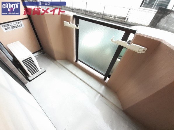 バルコニー　同型参考写真