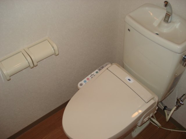 トイレ　シャワー付トイレ