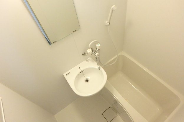 バス・シャワールーム　一日の疲れを癒すバスルーム♪