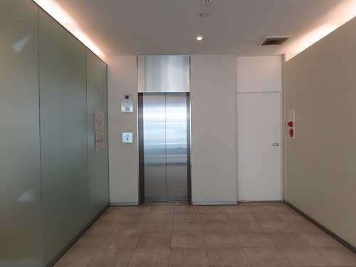 その他　エレベーター　※2021年7月撮影