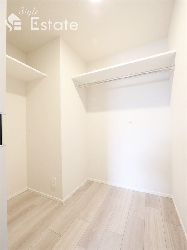 収納　ウォークインクローゼット