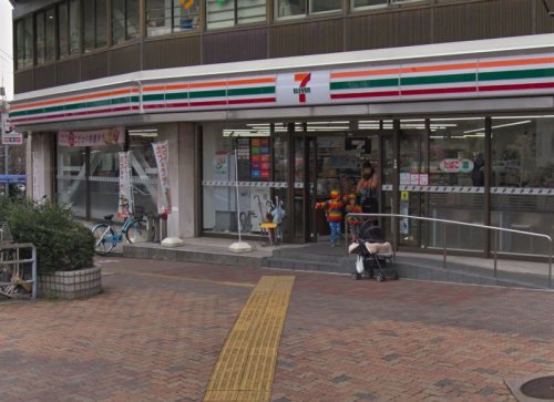 コンビニ　セブンイレブン 名古屋東別院駅南店（コンビニ）まで97m