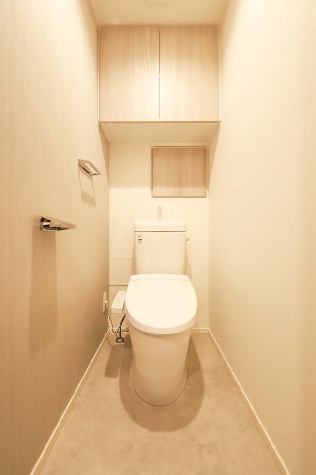 トイレ　明るい室内です