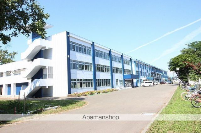 中学校　恵明中学校（中学校）まで291m