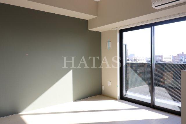 居室・リビング　同物件別部屋