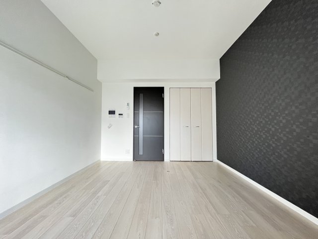 居室・リビング　こちらの居間で趣味の時間をお楽しみください