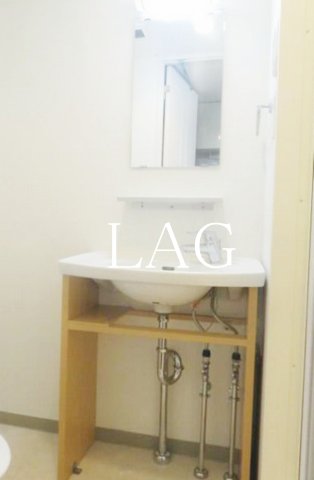 洗面設備　独立洗面台です。