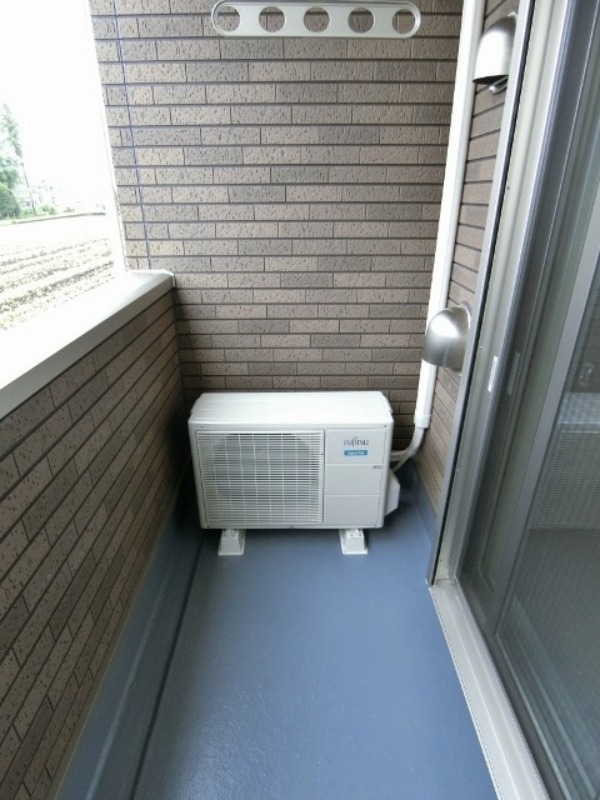 バルコニー　図面と現状に相違がある場合には現状を優先