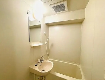 バス・シャワールーム　☆ゆったりくつろげるお風呂☆