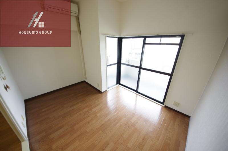 居室・リビング　居間です