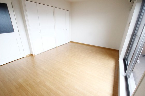 居室・リビング　※別号室の写真です