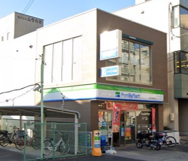 コンビニ　ファミリーマート 志賀本通駅前店（コンビニ）まで90m