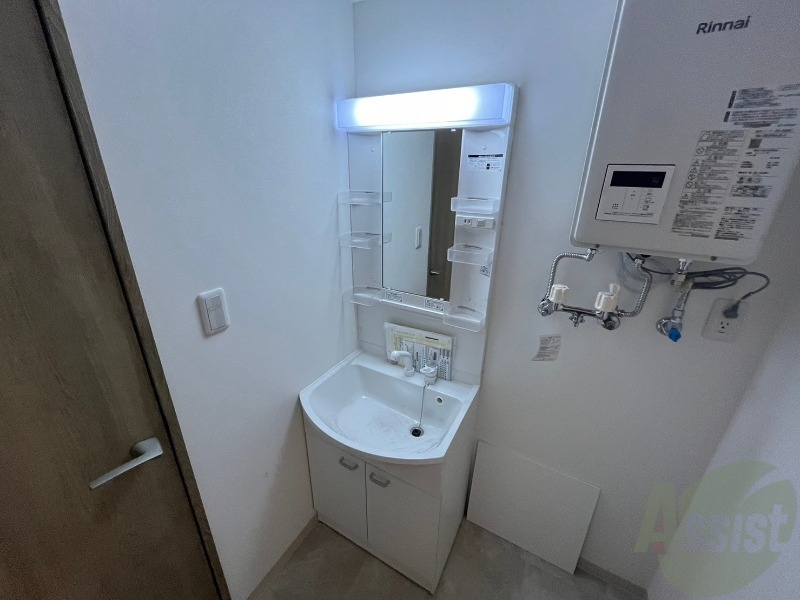 洗面設備　シャンプードレッサーで身支度もラクラクです！