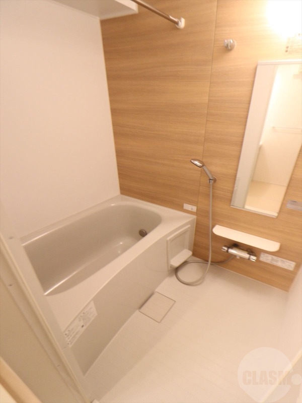 バス・シャワールーム　追炊き・浴室乾燥機付き