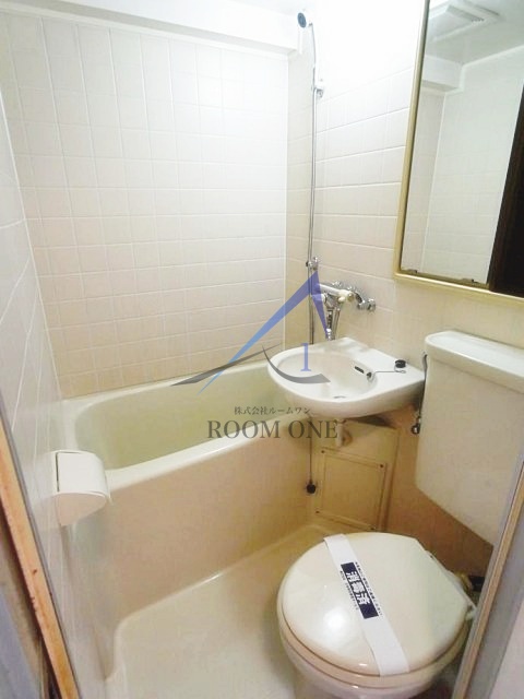 バス・シャワールーム　お風呂です。