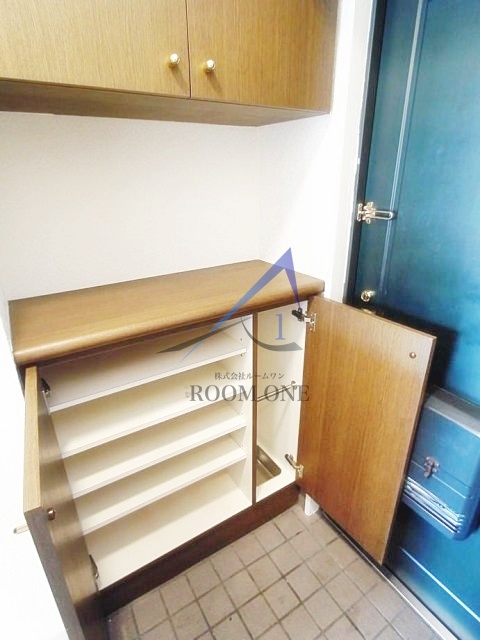 収納　シューズボックスです。