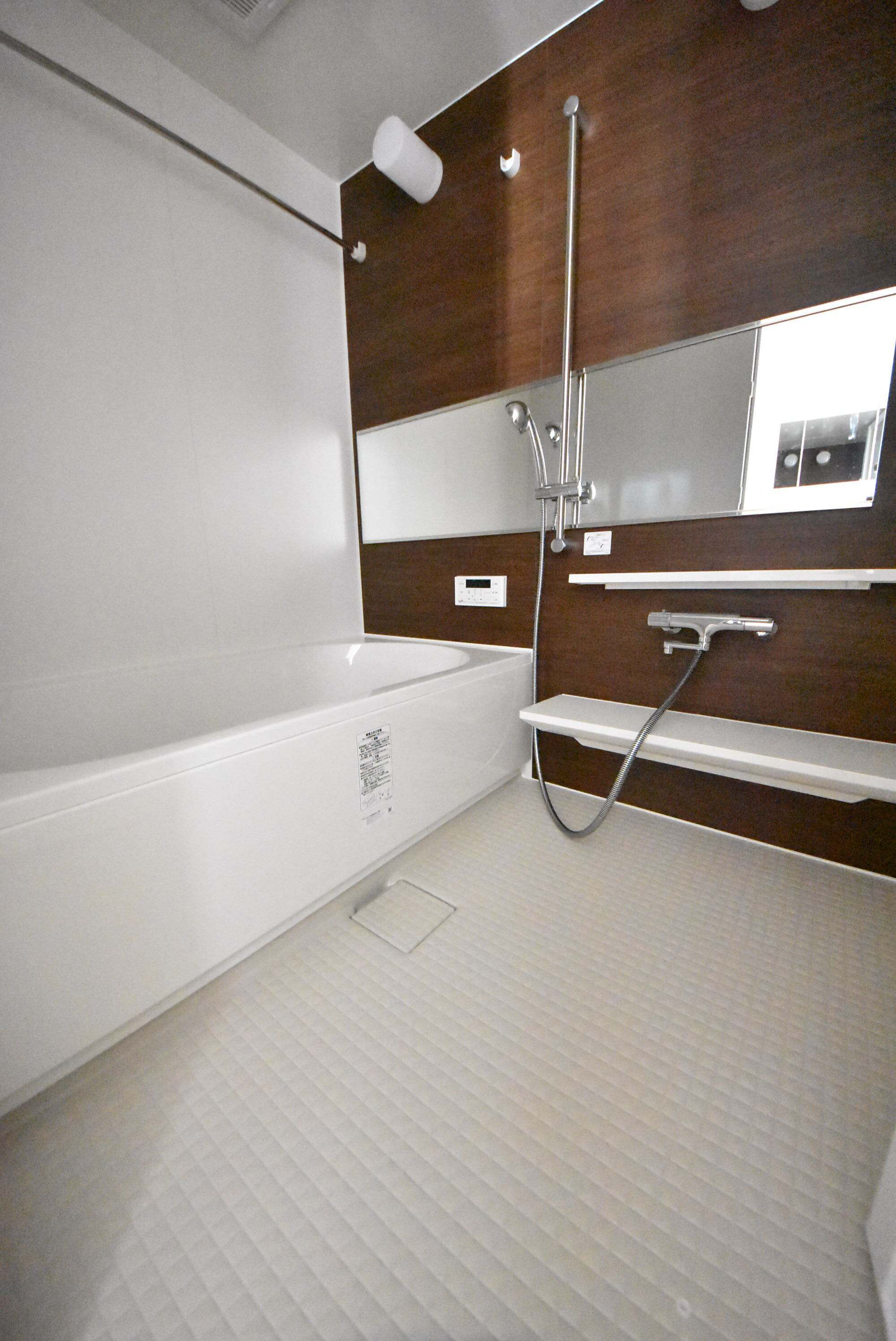 バス・シャワールーム