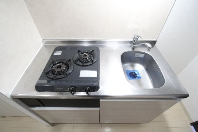 キッチン　システムキッチン（2口ガスコンロ）