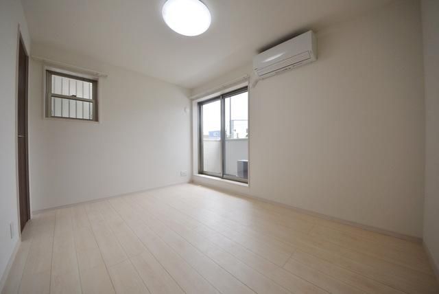 居室・リビング　エアコン完備