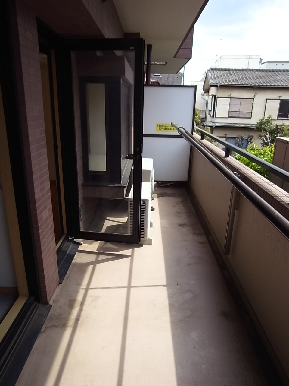 その他　広々したベランダ　開放感があります。