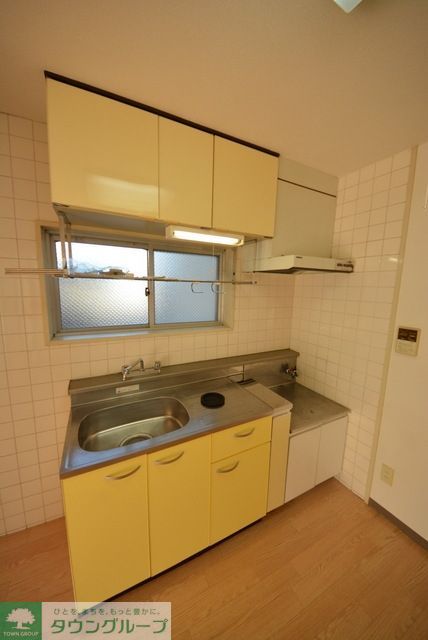 キッチン　★キッチンにも窓があります★