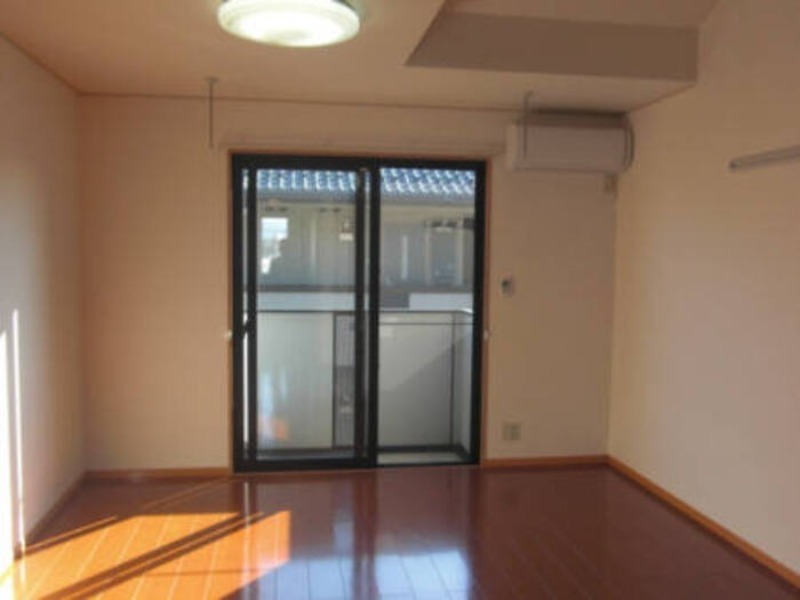 居室・リビング　図面と現状に相違がある場合には現状を優先