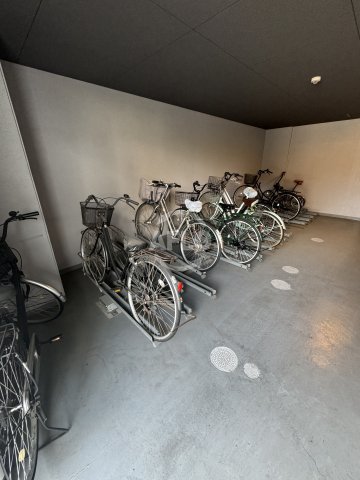 その他共有部分　W-STYLE福島IIwistaria　駐輪場