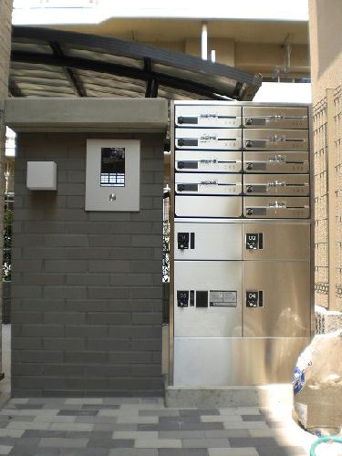 その他共有部分　オートロックゲート付き。